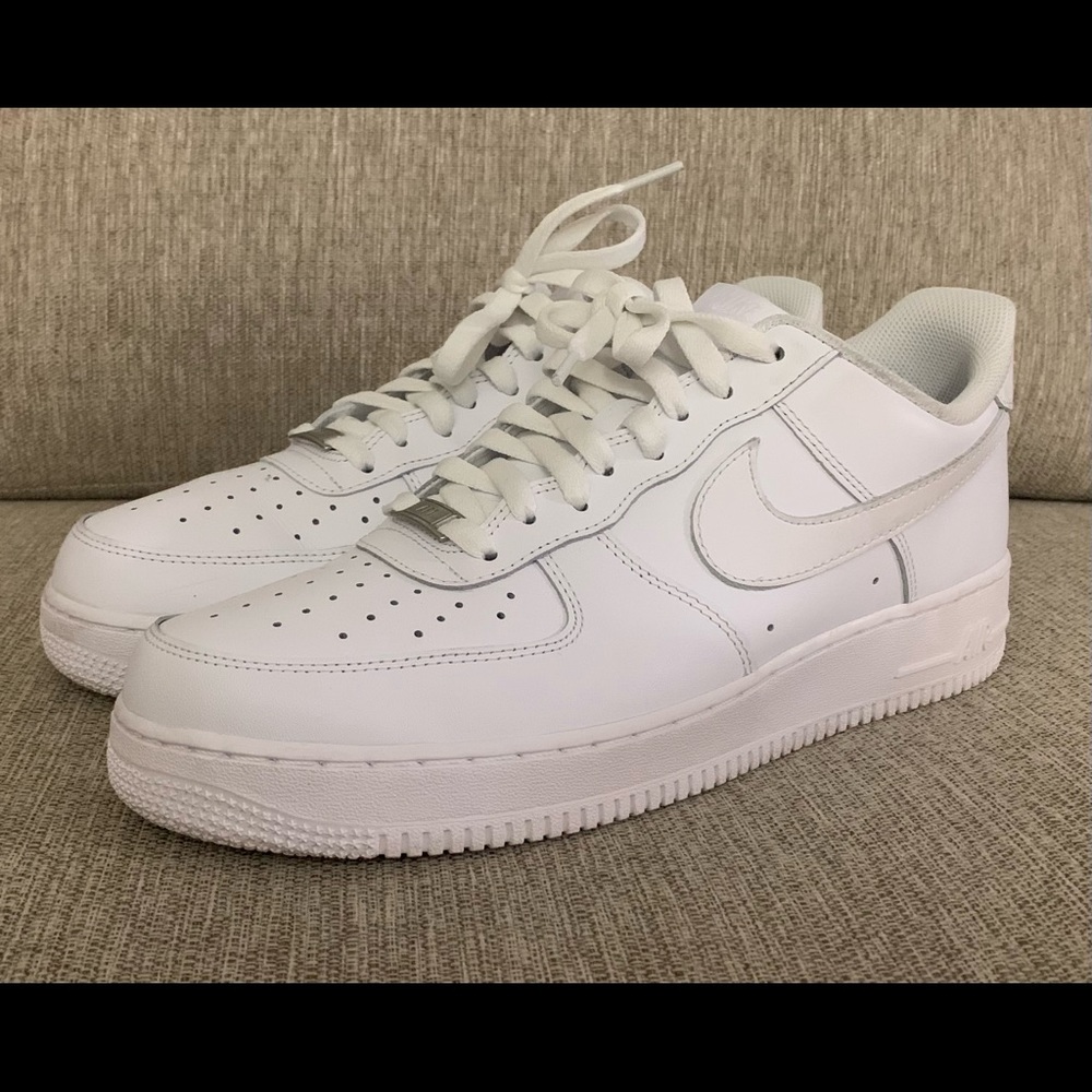 NIKE AIR FORCE 1, MEN, SIZE 11.5, WHITE